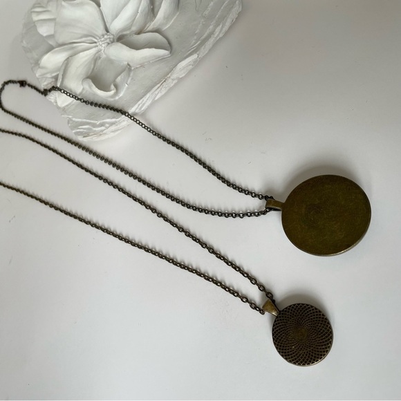 Pair of Antique Brass Style Long Necklaces - Picture 4 of 9